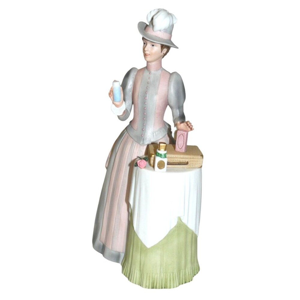 Victorian Lady Figurine Porcelain Collectible 9.5-in Avon's Albee Award 1984 VTG - Picture 2 of 4